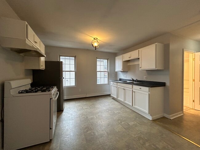 Foto del edificio - 4 Carlstad St