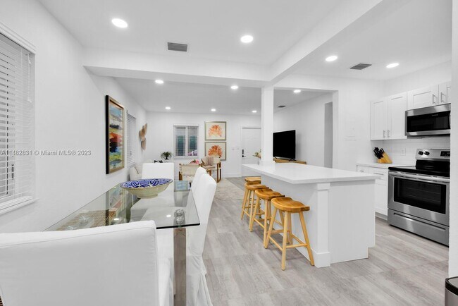 Foto del edificio - 6500 SW 57th Pl