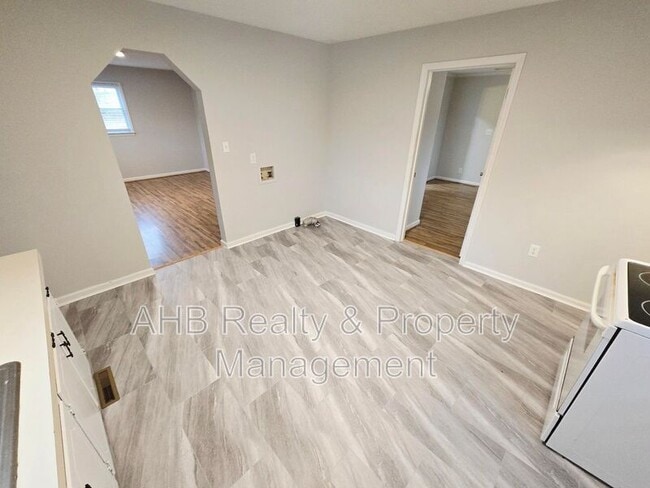 Foto del edificio - 1028 E Hanover Rd