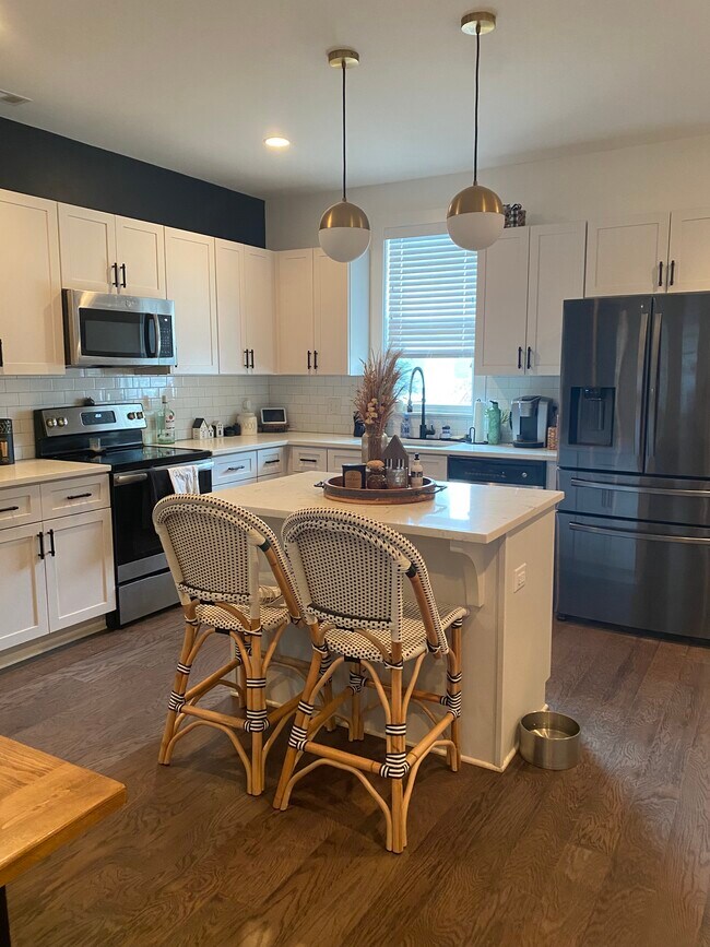 Foto del edificio - 739 Mill Creek Meadow Dr
