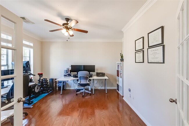 Foto del edificio - 9001 Sunburst Terrace