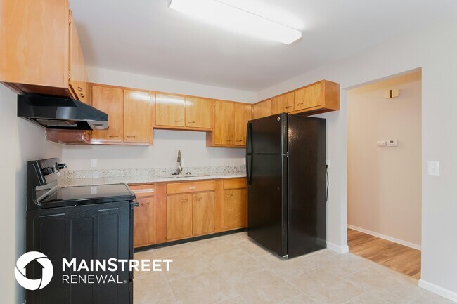 Building Photo - 2050 N Downs Dr