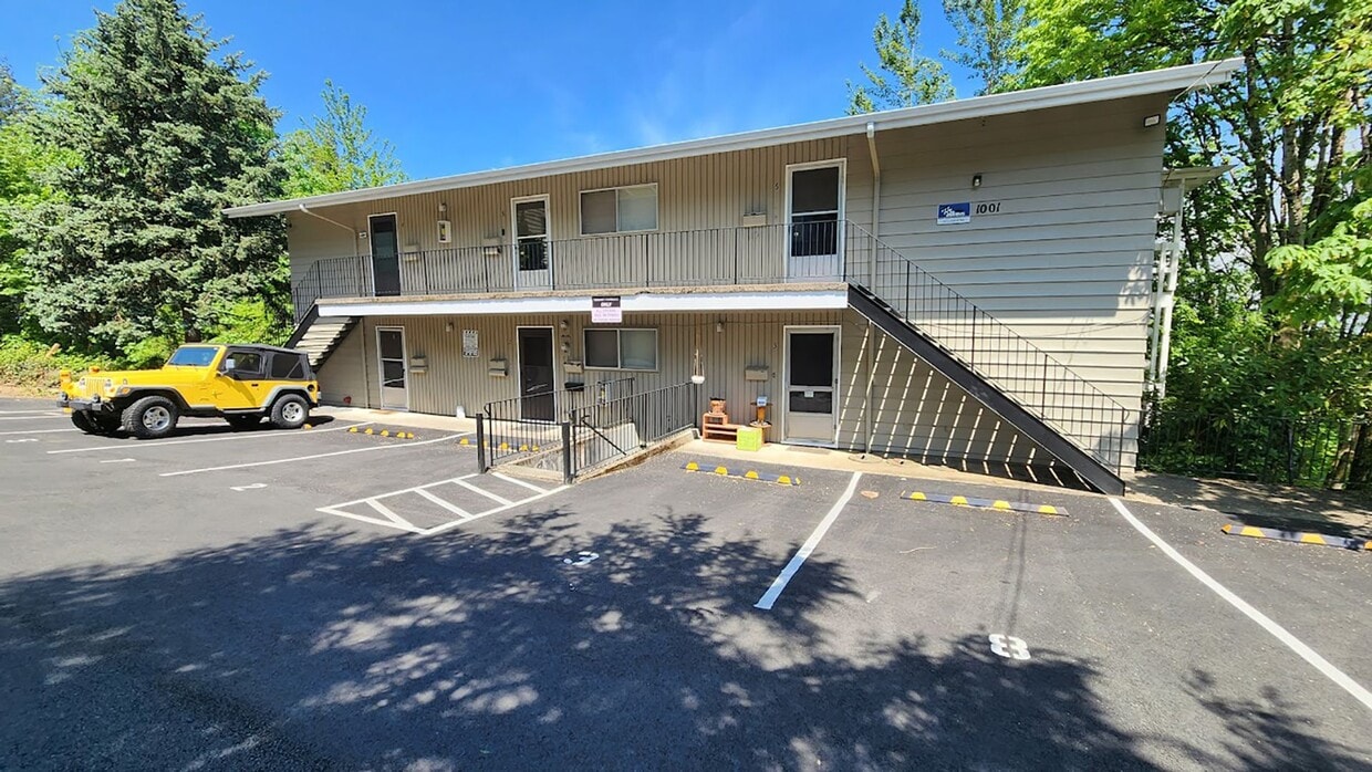 Foto principal - 1001 SW Woods St