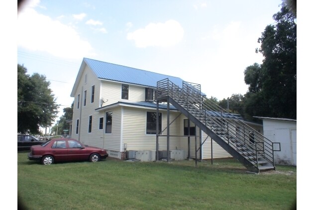 Building Photo - The Bluford House