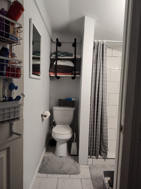 Building Photo - 683 Carlouetta Rd