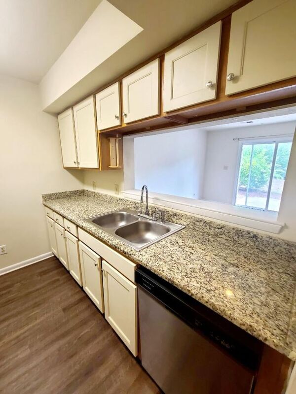 Foto del edificio - 3801 Staffordshire Ln