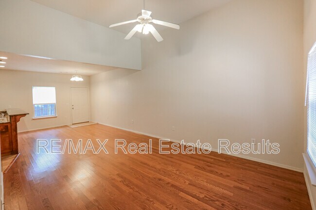 Foto del edificio - 3600 SW Deerfield Blvd