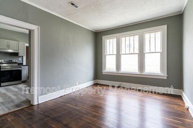 Building Photo - 2515 Vance Avenue