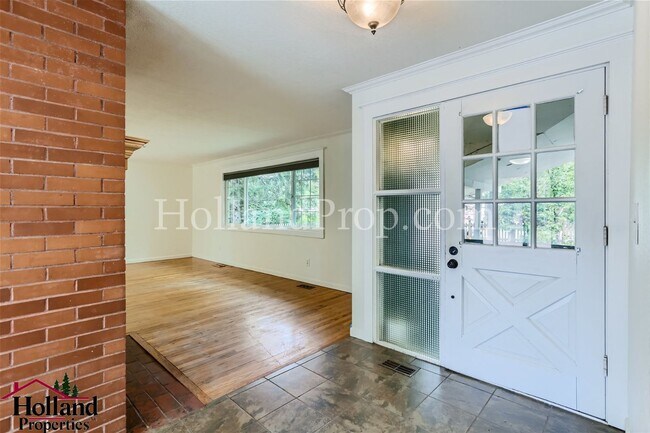 Building Photo - Lovely Single-Level Home in Beaverton!