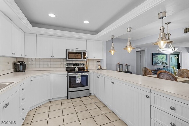 Building Photo - 4384 Bowsprit Ct