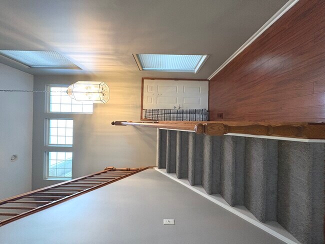 Building Photo - 1635 S Candlestick Way