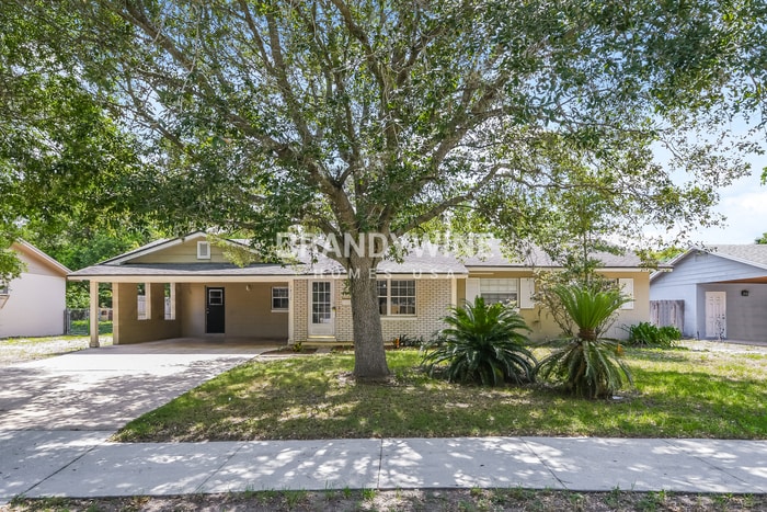 Foto principal - 1830 Hinckley Rd