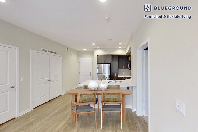 Foto del edificio - 2777 Alton Pkwy