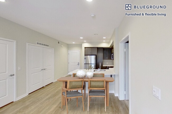 Foto del edificio - 2777 Alton Pkwy