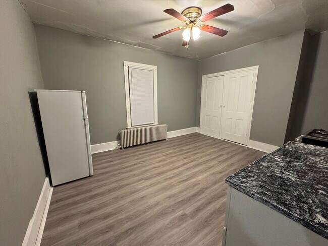 Foto del edificio - 195 D St