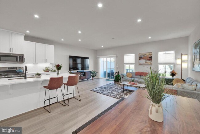 Foto del edificio - 15 Pratt Ln