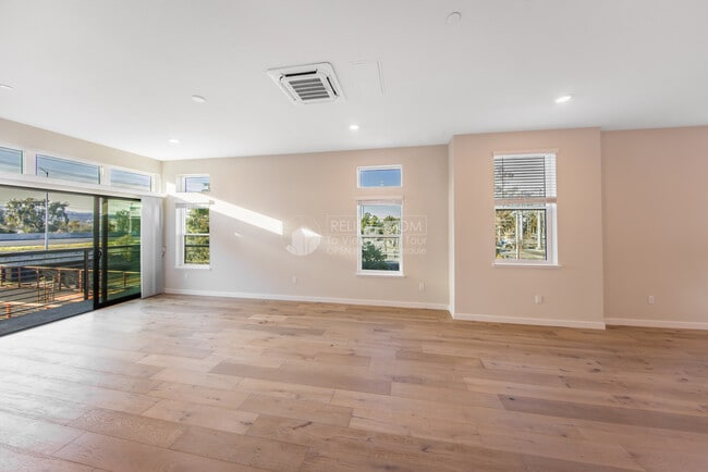 Building Photo - 111 Waters Park Cir