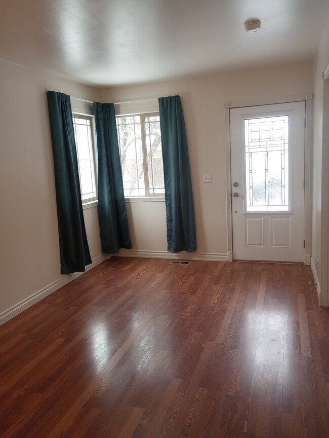 Building Photo - 44386B Silver Valley Rd