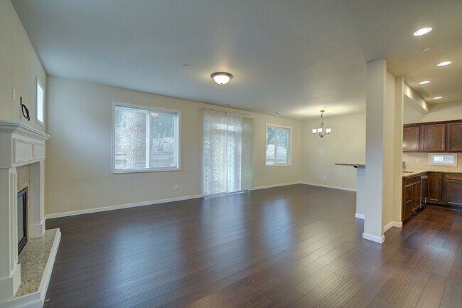 Foto del edificio - 4Bd/2.5Ba Lynnwood House