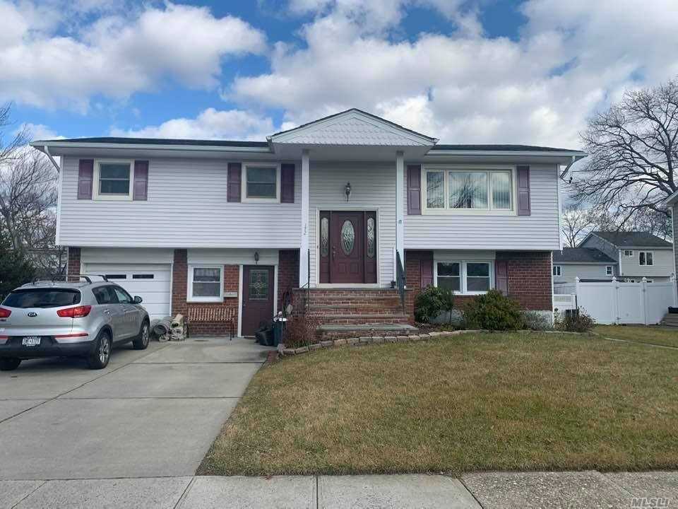 Primary Photo - 172 N Lewis Ave