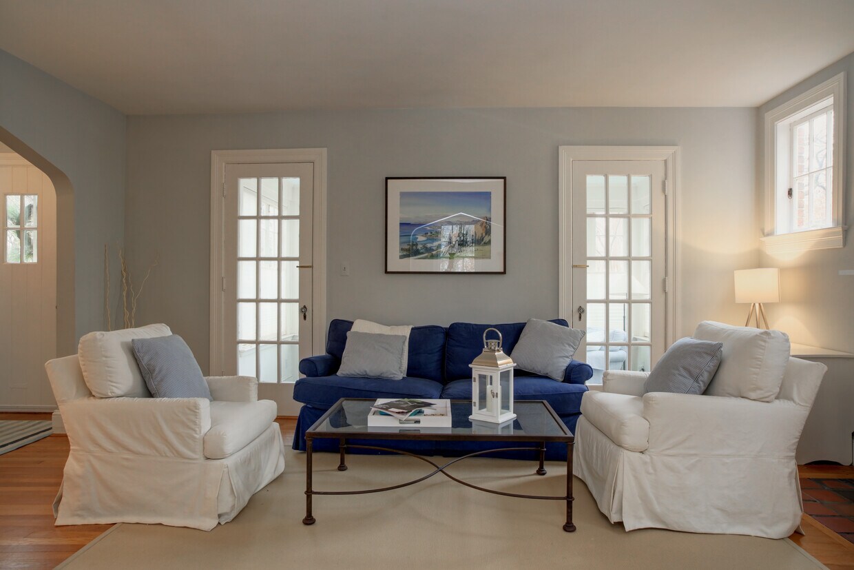 Primary Photo - 5334 Nebraska Ave NW