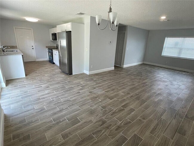 Building Photo - 12260 Delaware Woods Ln