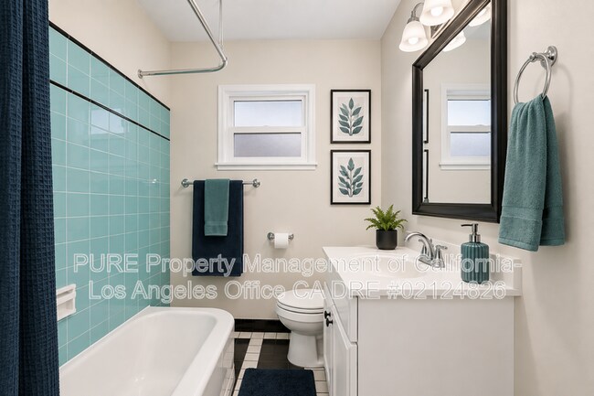 Foto del edificio - 4615 168th St