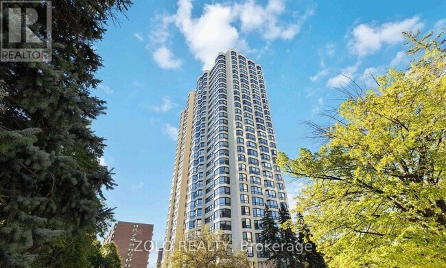 Building Photo - 8-808 Lisa St.