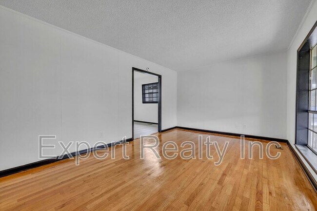 Foto del edificio - 117 62nd St