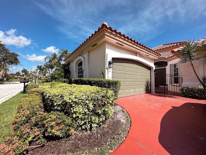 Primary Photo - 6255 NW 24th St