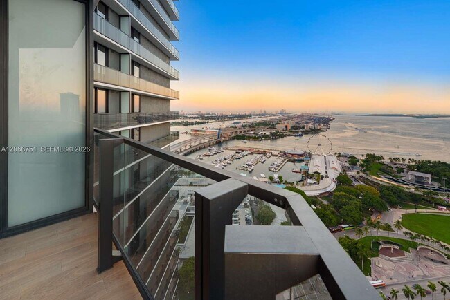 Foto del edificio - 398 NE 5th St