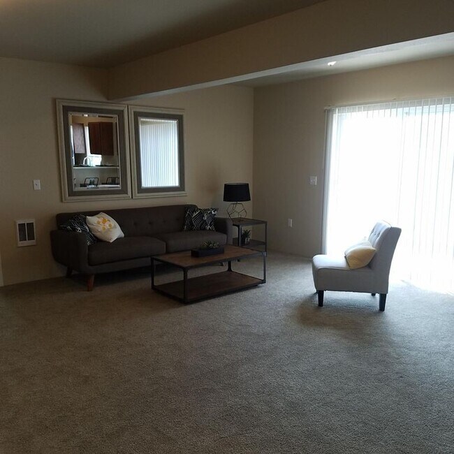 5205 E Upriver Dr, Spokane, WA 99217 Townhome Rentals in Spokane WA