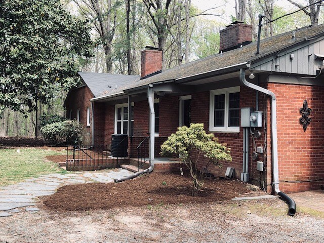 Foto del edificio - 1329 Old Lystra Rd