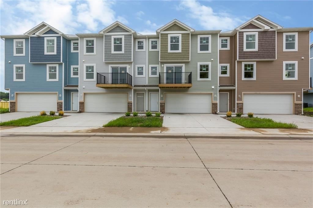 Foto principal - 3 br, 2.5 bath Townhome - Trestle Crossing...