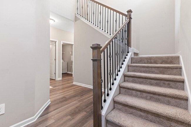 Building Photo - 1010 Valley Rock Dr