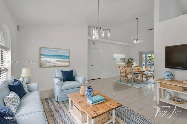 Foto del edificio - 1321 SE Airoso Blvd