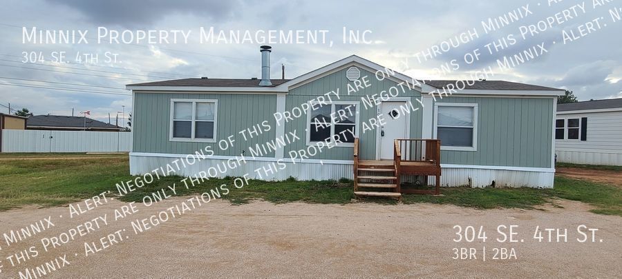 Primary Photo - 304 SE. 4th St.