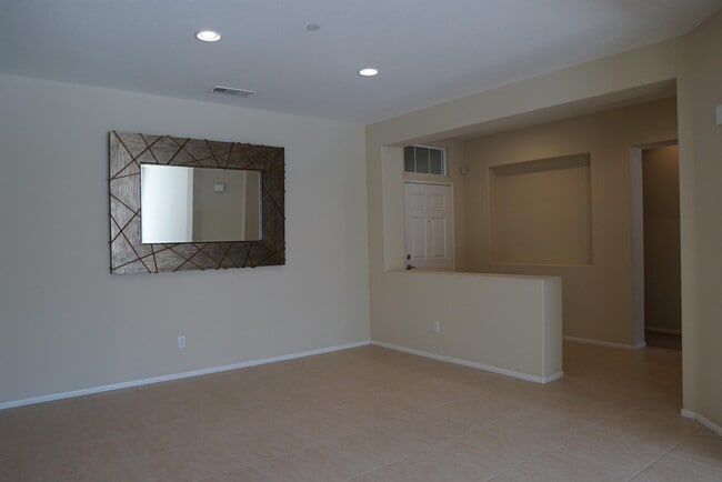 Building Photo - 1207 Palmas Ridge