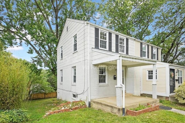 Building Photo - 2707 Jefferson Dr
