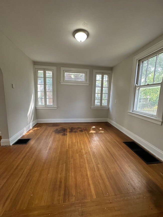 Building Photo - WESTWOOD - Charming 3bd Tudor w modern upd...