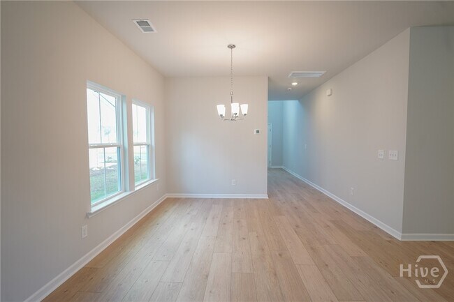 Foto del edificio - 128 Amethyst Dr