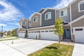 Building Photo - 695 S 1840 W