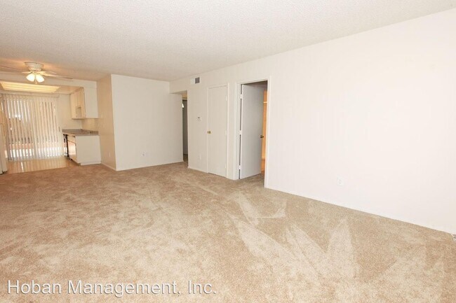 Foto del edificio - 8694 Lemon Ave