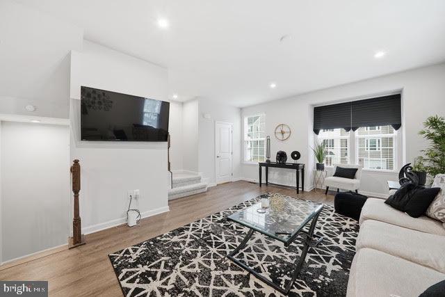 Foto del edificio - 8719 Stevenson Ln