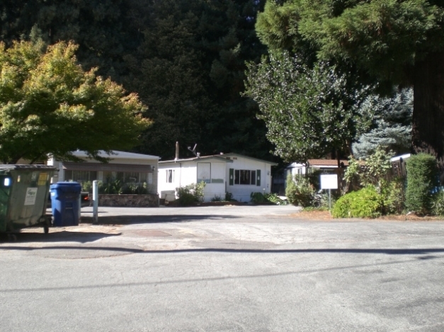 Primary Photo - Forest Glen Mobile Home Park