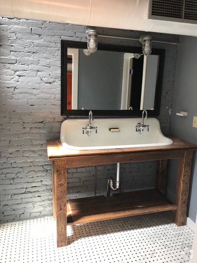 Loft Apartments for Rent in Deruyter NY 1 Rentals