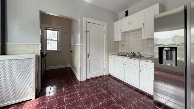 Building Photo - 106 Beaumont St