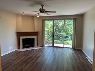 Foto del edificio - 545 Woodcrest Dr