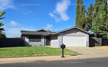 Building Photo - 5025 Estates Dr