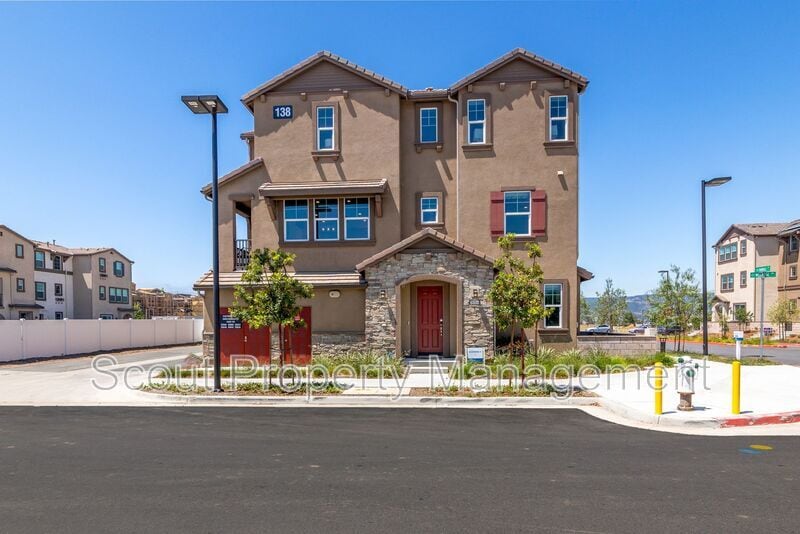 Primary Photo - 40455 Birchfield Dr